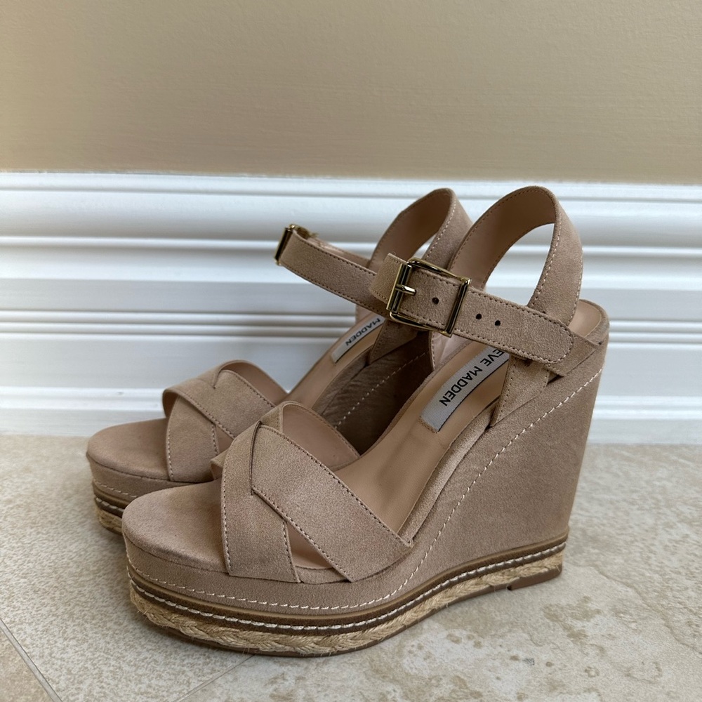Steve Madden Wedges - Picture 2 of 10